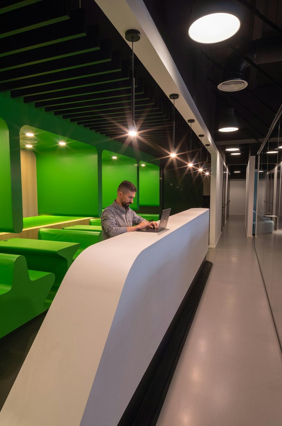 Business acquisition meeting